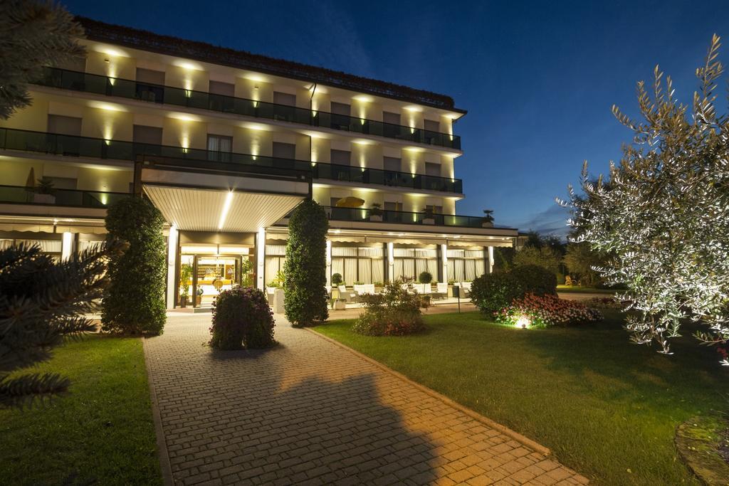 אבנו טרמה Atlantic Terme Natural Spa & Hotel מראה חיצוני תמונה